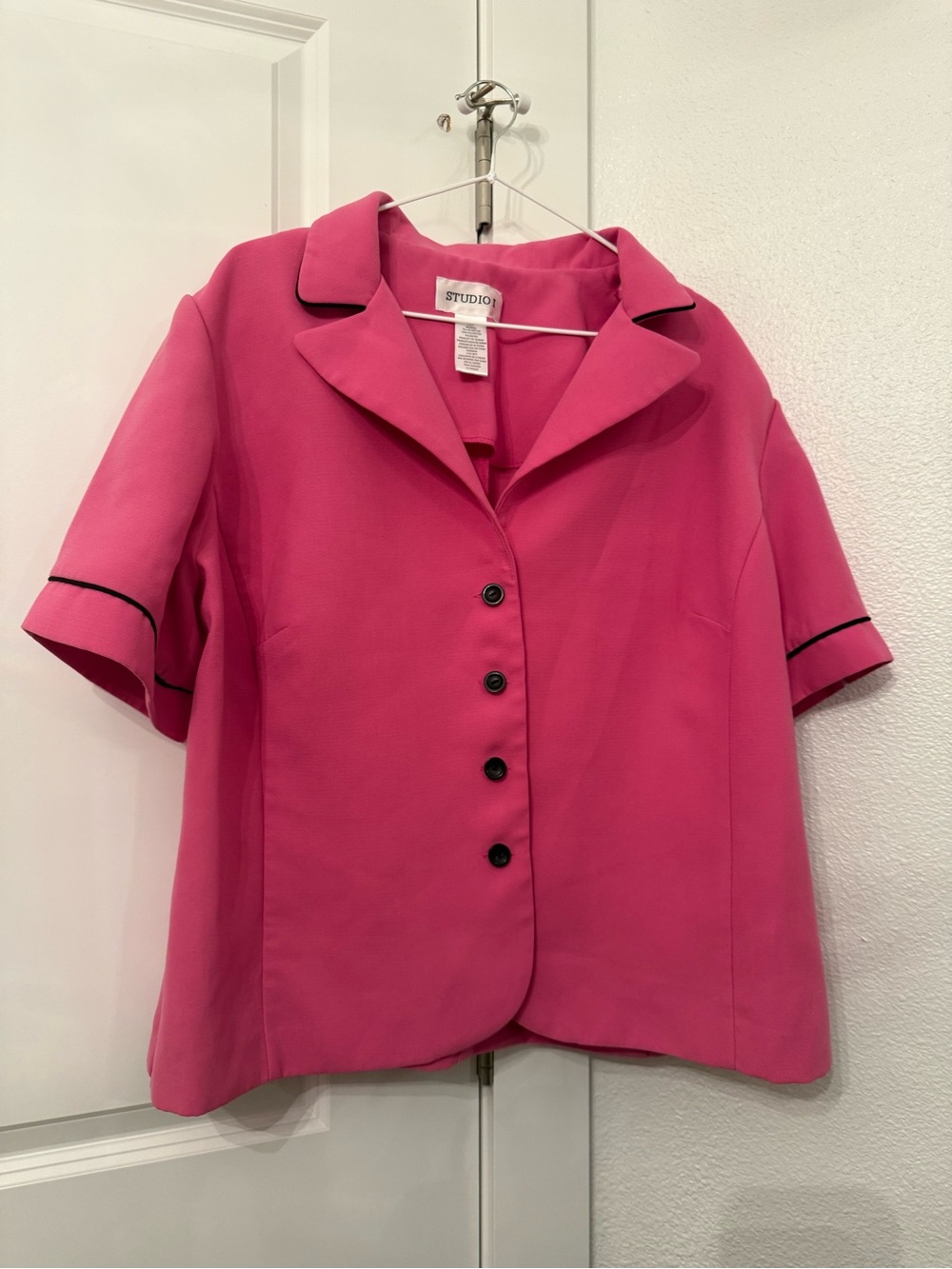 Vintage Studio 1 Bright Pink Blazer with Black Trim Collar | size 18